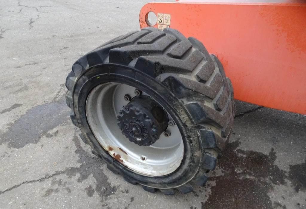 Sold - Electric Boom Lift - View 2